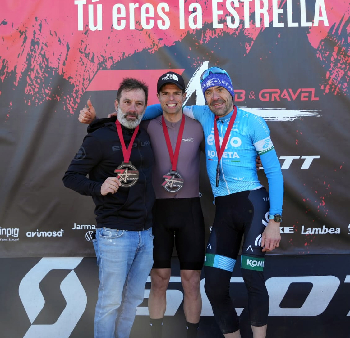 Formidable Alejandro Montero, podium in the popular gravel race in the ...